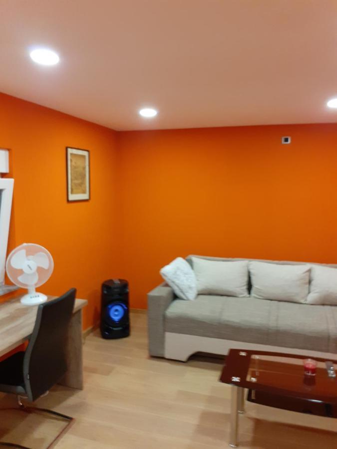 Maja Apartment Velika Gorica Bagian luar foto