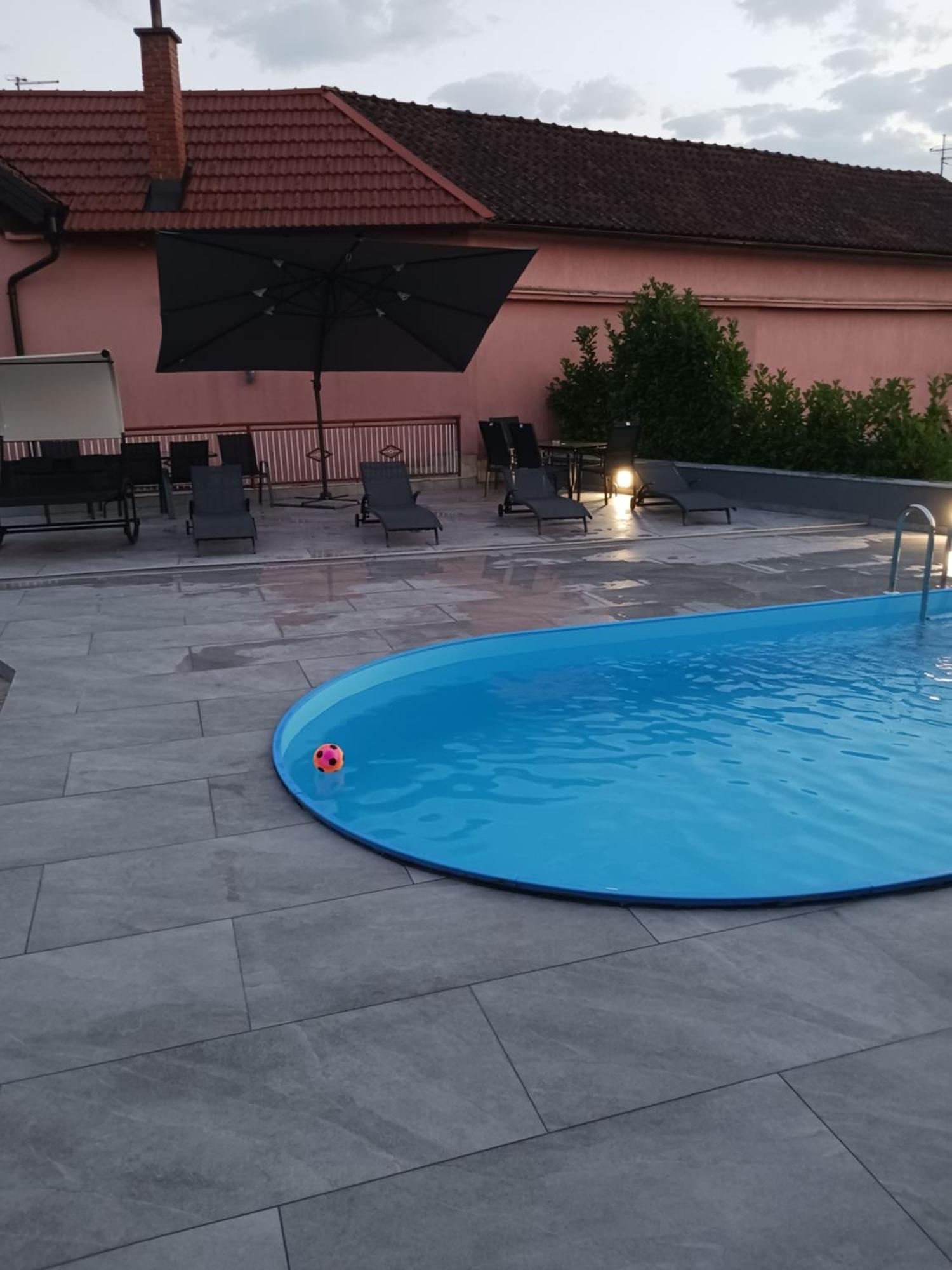 Maja Apartment Velika Gorica Bagian luar foto