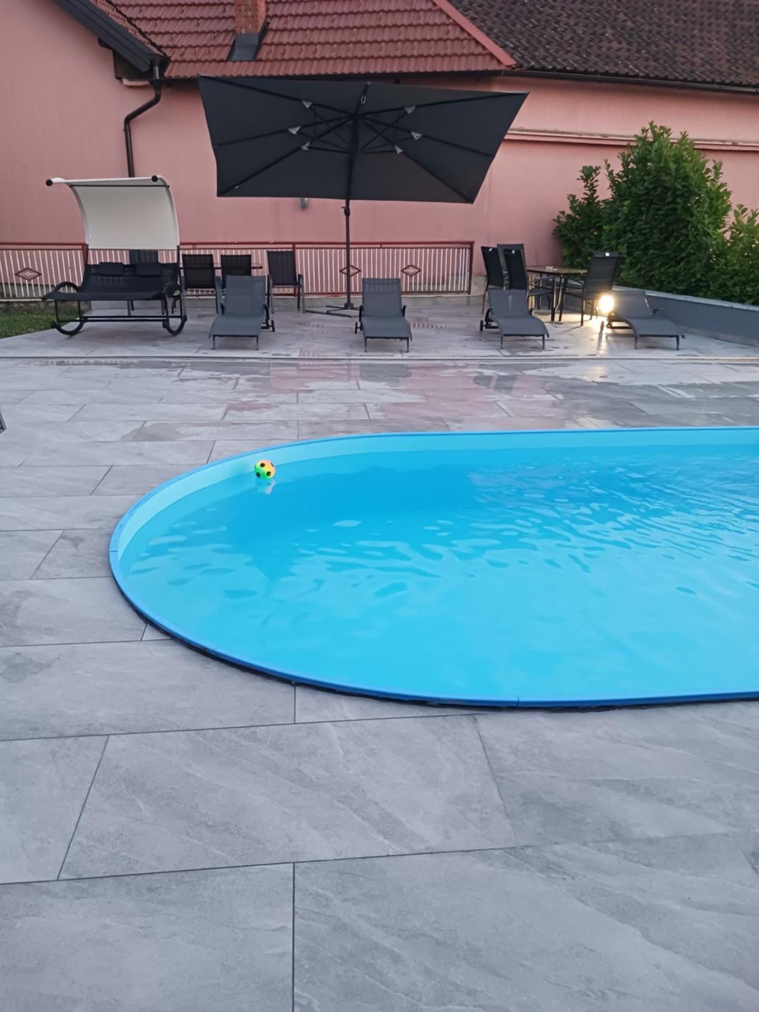 Maja Apartment Velika Gorica Bagian luar foto
